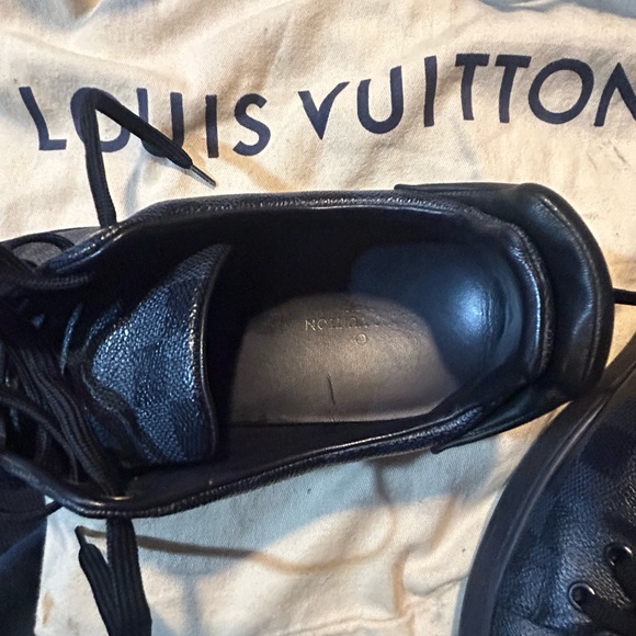 Luis Vuitton casual shoes - Picture 4 of 11